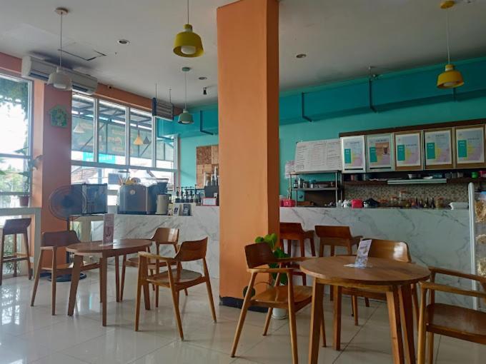 Dekost Madiun Hotel Ngoại thất bức ảnh